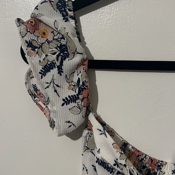 Floral Maxi Dress - Picture 4 of 6